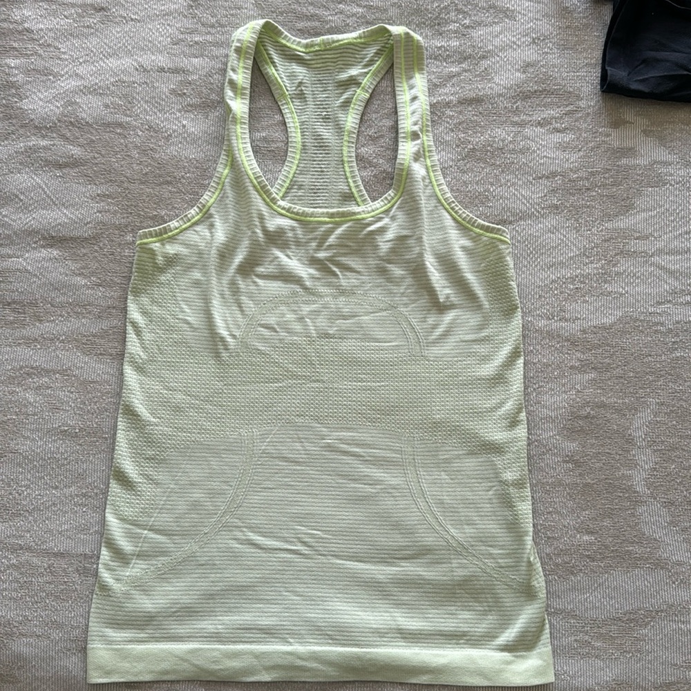 Lululemon Swiftly Tech Racerback tank top